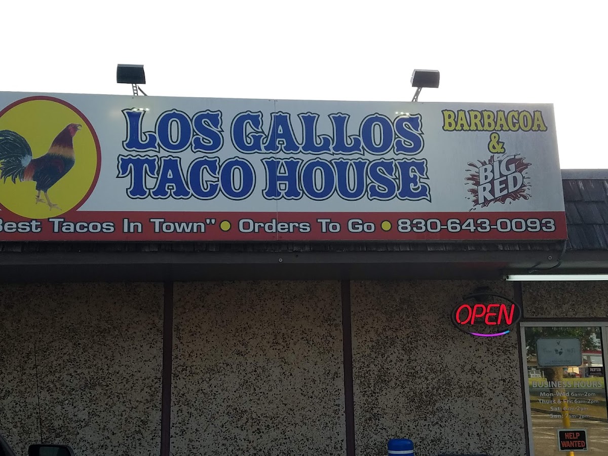 Los Gallos Taco House